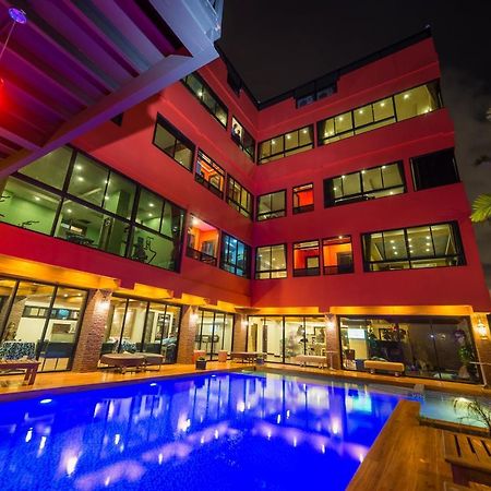 Готель Thongtara House Boutique Srinakarin Бангкок Екстер'єр фото