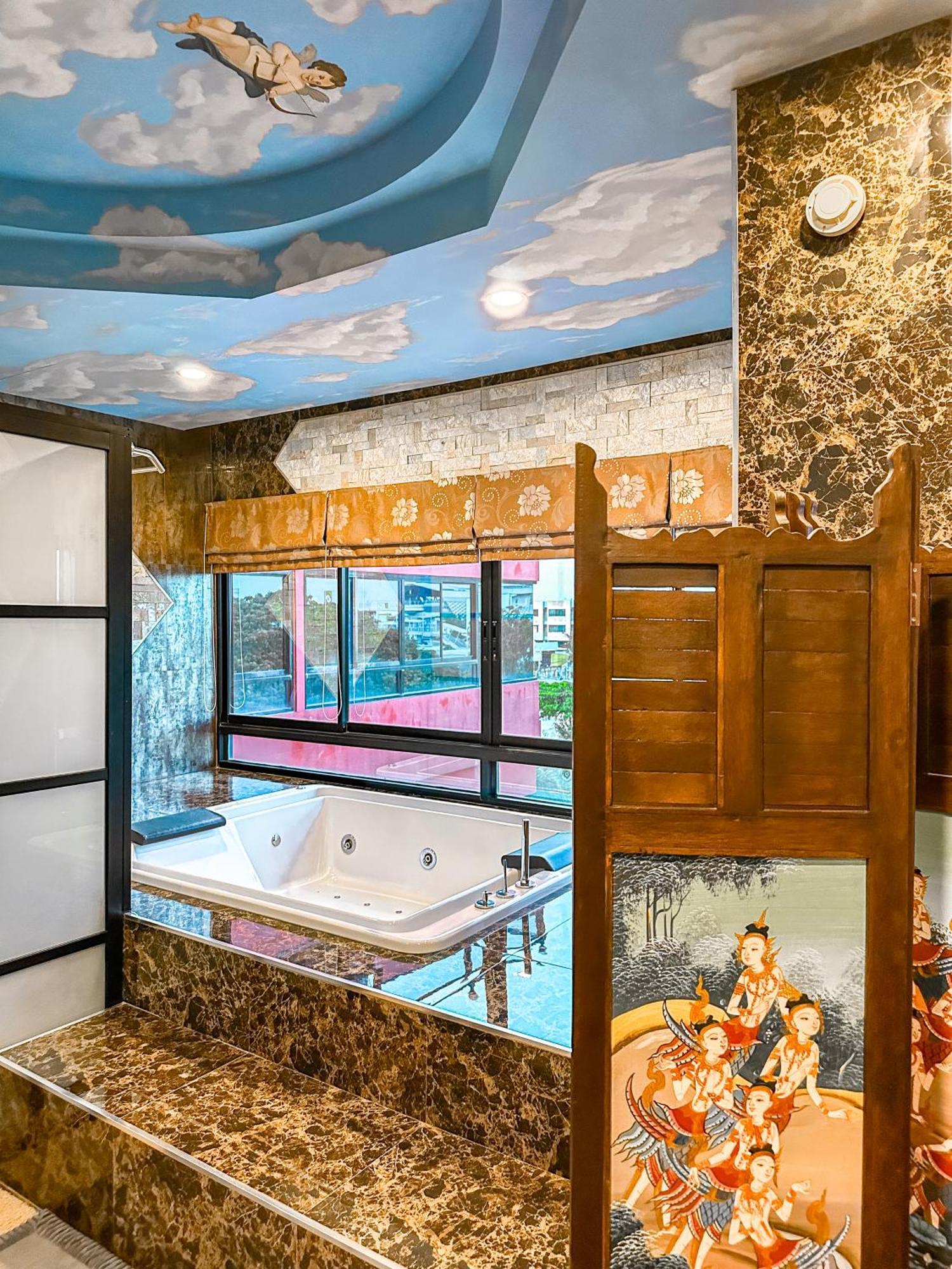 Готель Thongtara House Boutique Srinakarin Бангкок Екстер'єр фото