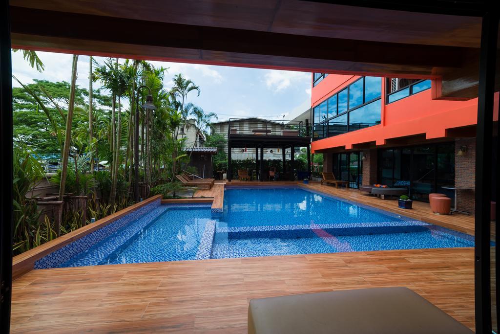Готель Thongtara House Boutique Srinakarin Бангкок Екстер'єр фото